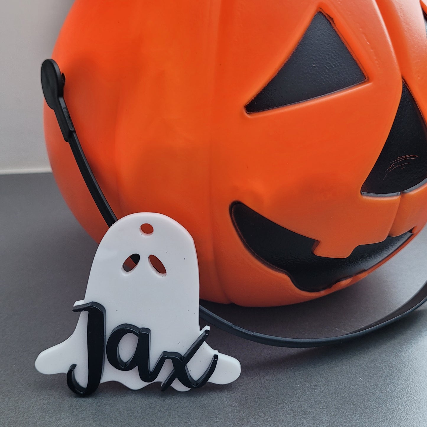 Halloween tags