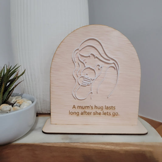 'A Mums hug..' Mother's Day Plaque